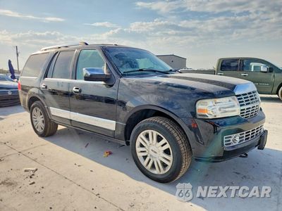 Czwarte zdjęcie samochodu z boku: 2013 LINCOLN NAVIGATOR VIN:5LMJJ2H50DEL08624 - miniatura