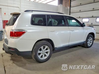 Trzecie zdjęcie samochodu z tyłu: 2013 TOYOTA HIGHLANDER SE VIN:5TDBK3EH0DS231230 - miniatura