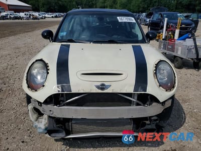Piąte zdjęcie samochodu w środku: 2015 MINI COOPER S VIN:WMWXP7C52F2A59705 - miniatura