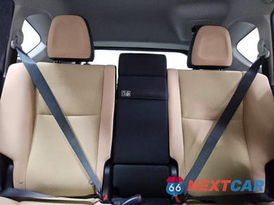 Zdjęcie 10 z 13 samochodu: 2018 TOYOTA RAV4 HYBRID XLE VIN:JTMRJREV6JD192614 - miniatura