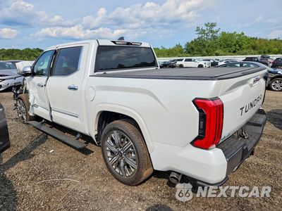 Drugie zdjęcie samochodu z przodu: 2026 TOYOTA TUNDRA CREWMAX CAPSTONE VIN:5TFVC5DB8TX123224 - miniatura