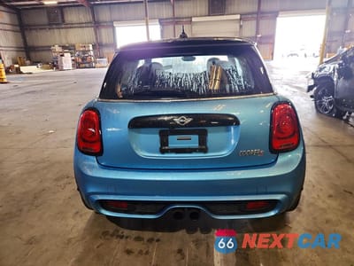 Zdjęcie 6 z 12 samochodu: 2017 MINI COOPER S VIN:WMWXP7C58H2A45424 - miniatura