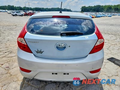 Zdjęcie 6 z 12 samochodu: 2016 HYUNDAI ACCENT SE VIN:KMHCT5AE1GU267464 - miniatura
