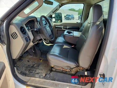 Zdjęcie 7 z 12 samochodu: 2009 FORD F250 SUPER DUTY VIN:1FTNF21569EA38438 - miniatura