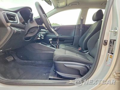 Zdjęcie 7 z 13 samochodu: 2022 KIA RIO LX VIN:3KPA24AD3NE490696 - miniatura