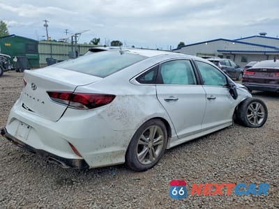 Trzecie zdjęcie samochodu z tyłu: 2018 HYUNDAI SONATA SEL VIN:5NPE34AF2JH694279 - miniatura