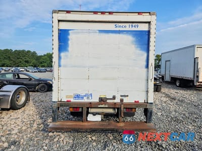 Zdjęcie 6 z 13 samochodu: 2005 ISUZU NPR HD BOX TRUCK VIN:JALB4B16357002723 - miniatura