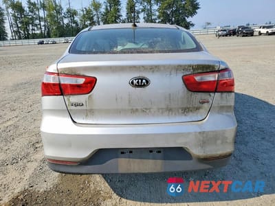 Zdjęcie 6 z 13 samochodu: 2016 KIA RIO LX VIN:KNADM4A31G6674927 - miniatura