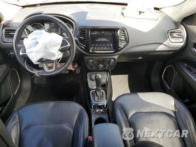 Zdjęcie 8 z 13 samochodu: 2018 JEEP COMPASS LIMITED VIN:3C4NJDCB0JT492878 - miniatura