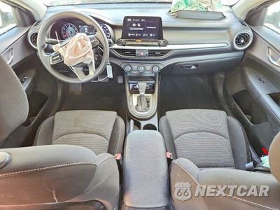 Zdjęcie 8 z 13 samochodu: 2022 KIA FORTE LXS VIN:3KPF24AD5NE473758 - miniatura