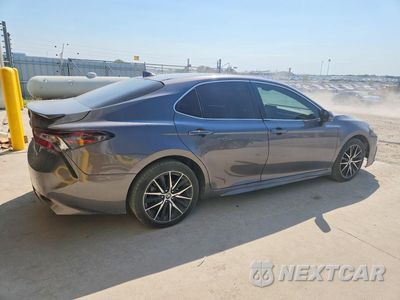 Trzecie zdjęcie samochodu z tyłu: 2022 TOYOTA CAMRY SE VIN:4T1G11AK8NU619409 - miniatura