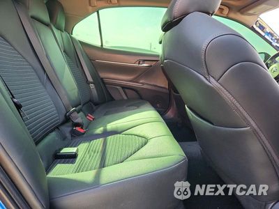 Zdjęcie 10 z 13 samochodu: 2019 TOYOTA CAMRY SE VIN:4T1B11HK6KU285408 - miniatura