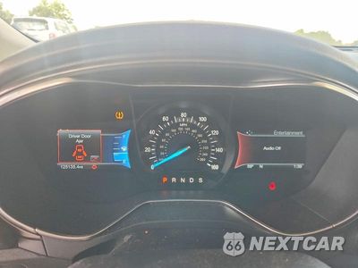 Zdjęcie 9 z 13 samochodu: 2017 FORD FUSION SE VIN:3FA6P0H76HR127683 - miniatura
