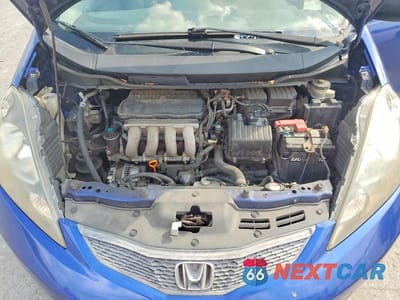 Zdjęcie 11 z 12 samochodu: 2010 HONDA FIT VIN:JHMGE8H2XAC012112 - miniatura