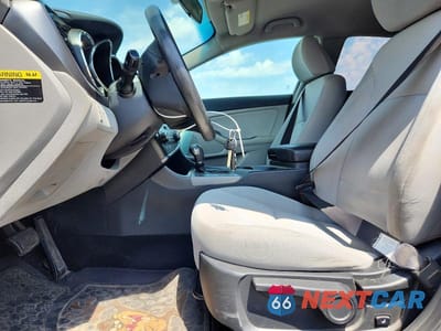 Zdjęcie 7 z 12 samochodu: 2012 KIA OPTIMA LX VIN:5XXGM4A71CG038958 - miniatura
