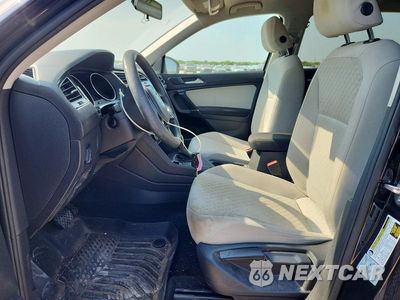 Zdjęcie 7 z 14 samochodu: 2018 VOLKSWAGEN TIGUAN S VIN:3VV1B7AX6JM064675 - miniatura
