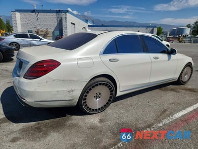 Trzecie zdjęcie samochodu z tyłu: 2020 MERCEDES-BENZ S 560 VIN:W1KUG8DB9LA567108 - miniatura