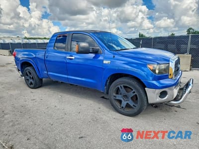 Czwarte zdjęcie samochodu z boku: 2008 TOYOTA TUNDRA SR5 VIN:5TBRV54118S475487 - miniatura
