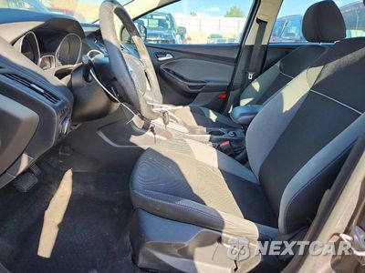 Zdjęcie 7 z 12 samochodu: 2014 FORD FOCUS SE VIN:1FADP3K28EL375062 - miniatura