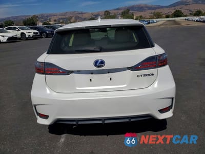 Zdjęcie 6 z 12 samochodu: 2017 LEXUS CT 200 VIN:JTHKD5BH2H2288762 - miniatura