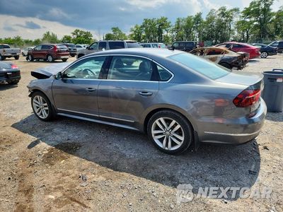 Drugie zdjęcie samochodu z przodu: 2017 VOLKSWAGEN PASSAT SEL PREMIUM VIN:1VWCT7A32HC031893 - miniatura