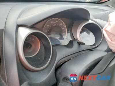 Zdjęcie 9 z 13 samochodu: 2011 HONDA FIT SPORT VIN:JHMGE8H59BC002084 - miniatura