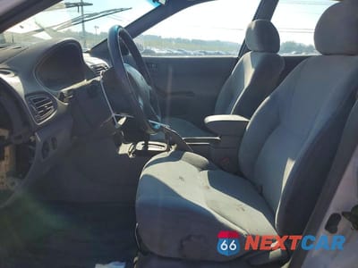 Zdjęcie 7 z 12 samochodu: 2000 MITSUBISHI GALANT ES VIN:4A3AA46G2YE156369 - miniatura