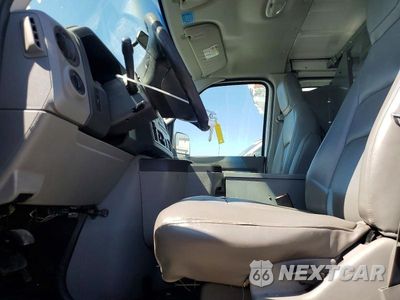 Zdjęcie 7 z 12 samochodu: 2010 FORD ECONOLINE VIN:1FTNE2EL4ADA09994 - miniatura
