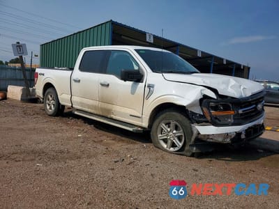 Czwarte zdjęcie samochodu z boku: 2024 FORD F150 XLT VIN:1FTFW3LD0RFB73231 - miniatura