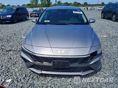 Piąte zdjęcie samochodu w środku: 2025 HYUNDAI ELANTRA SE VIN:KMHLL4DGXSU036224 - miniatura