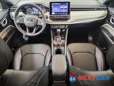 Zdjęcie 8 z 13 samochodu: 2026 JEEP COMPASS LIMITED VIN:3C4NJDCN8TT270716 - miniatura