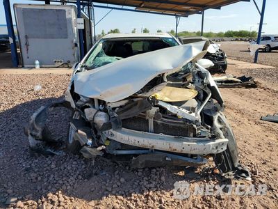 Piąte zdjęcie samochodu w środku: 2013 TOYOTA PRIUS C FOUR VIN:JTDKDTB33D1543669 - miniatura