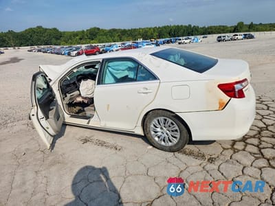 Drugie zdjęcie samochodu z przodu: 2013 TOYOTA CAMRY HYBRID LE VIN:4T1BD1FK8DU091461 - miniatura