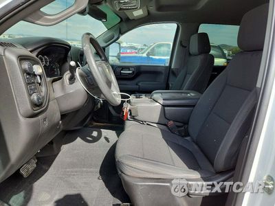 Zdjęcie 7 z 13 samochodu: 2021 CHEVROLET SILVERADO K1500 CUSTOM VIN:3GCUYBEFXMG375818 - miniatura