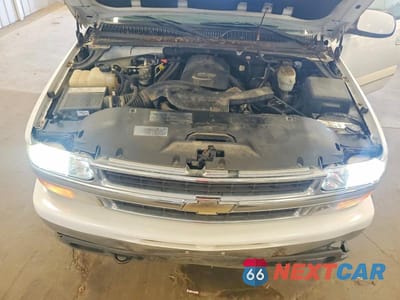 Zdjęcie 12 z 13 samochodu: 2005 CHEVROLET SUBURBAN K1500 VIN:3GNFK16Z85G147466 - miniatura