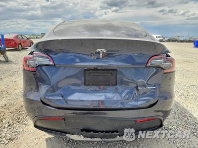 Zdjęcie 6 z 13 samochodu: 2023 TESLA MODEL Y VIN:7SAYGDEE7PA205434 - miniatura
