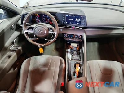 Zdjęcie 8 z 13 samochodu: 2021 HYUNDAI ELANTRA SEL VIN:5NPLM4AG5MH008625 - miniatura