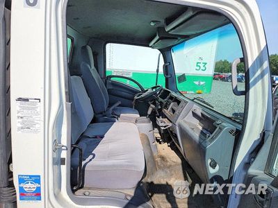 Zdjęcie 10 z 12 samochodu: 2018 ISUZU NPR HD VIN:54DC4W1B0JS803882 - miniatura