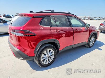 Trzecie zdjęcie samochodu z tyłu: 2026 TOYOTA COROLLA CROSS LE VIN:7MUCAAAG7TV158208 - miniatura