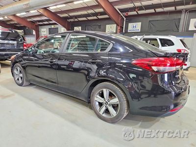 Drugie zdjęcie samochodu z przodu: 2018 KIA FORTE S VIN:3KPFL4A77JE198203 - miniatura