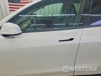 Zdjęcie 7 z 12 samochodu: 2023 TESLA MODEL Y VIN:7SAYGDEE7PF763657 - miniatura