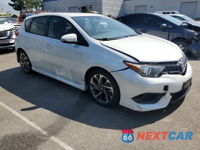 Czwarte zdjęcie samochodu z boku: 2016 SCION IM BASE VIN:JTNKARJE5GJ516410 - miniatura