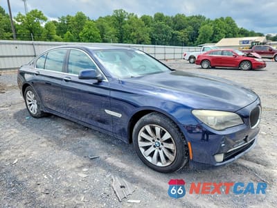Czwarte zdjęcie samochodu z boku: 2010 BMW 750 I XDRIVE VIN:WBAKC6C53AC393337 - miniatura