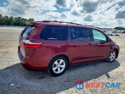 Trzecie zdjęcie samochodu z tyłu: 2017 TOYOTA SIENNA LE VIN:5TDKZ3DC5HS859579 - miniatura