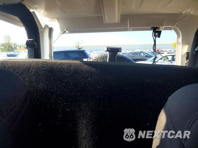Zdjęcie 10 z 14 samochodu: 2016 JEEP WRANGLER SPORT VIN:1C4AJWAG8GL178540 - miniatura