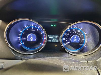 Zdjęcie 9 z 12 samochodu: 2013 HYUNDAI SONATA LIMITED VIN:5NPEC4AC2DH623139 - miniatura