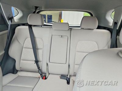 Zdjęcie 10 z 13 samochodu: 2017 HYUNDAI TUCSON SE VIN:KM8J3CA41HU505592 - miniatura