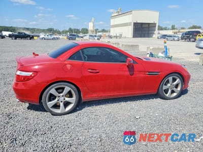 Trzecie zdjęcie samochodu z tyłu: 2013 MERCEDES-BENZ SLK 350 VIN:WDDPK5HAXDF054045 - miniatura