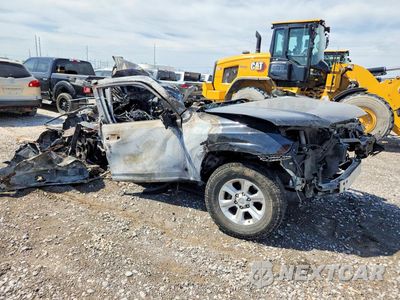 Czwarte zdjęcie samochodu z boku: 2019 TOYOTA 4RUNNER SR5 VIN:JTEZU5JR1K5200327 - miniatura