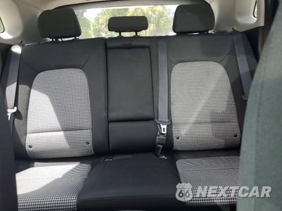 Zdjęcie 10 z 13 samochodu: 2021 HYUNDAI KONA SEL VIN:KM8K22AA8MU614715 - miniatura